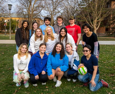 Group of students on main quad.